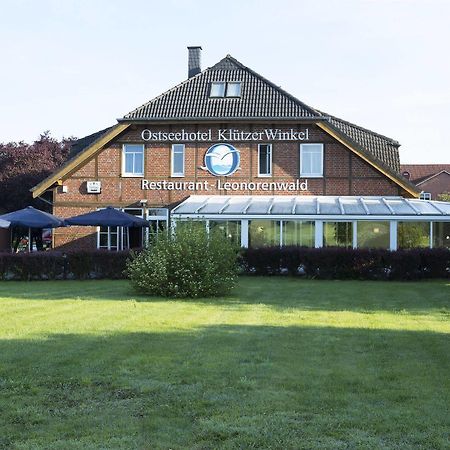 Ostseehotel Kluetzer Winkel Hohen Schoenberg ภายนอก รูปภาพ