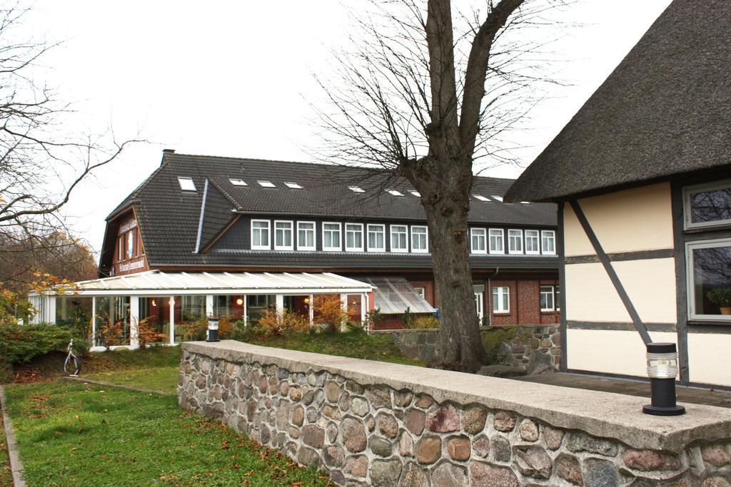 Ostseehotel Kluetzer Winkel Hohen Schoenberg ภายนอก รูปภาพ
