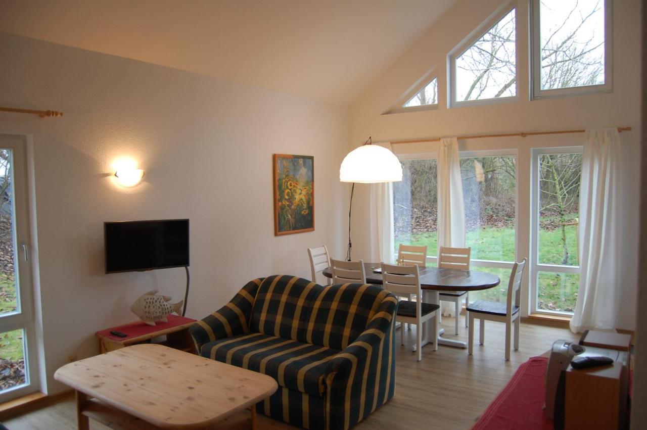 Ostseehotel Kluetzer Winkel Hohen Schoenberg ภายนอก รูปภาพ